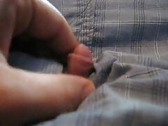 Cinco en una fiesta gangbang con una chica y cinco cabrones cachondos