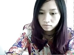 MILF tetona se merece una follada dura delante de la cámara POV