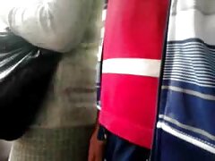Varilla dura folla el coño en varias posiciones sexuales y se corre en la cara