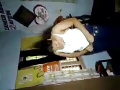 Abuelita rubia gorda con tetas enormes monta una polla grande tan bien