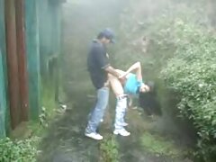 Ama tetona excita tanto al hombre que intenta follar bien